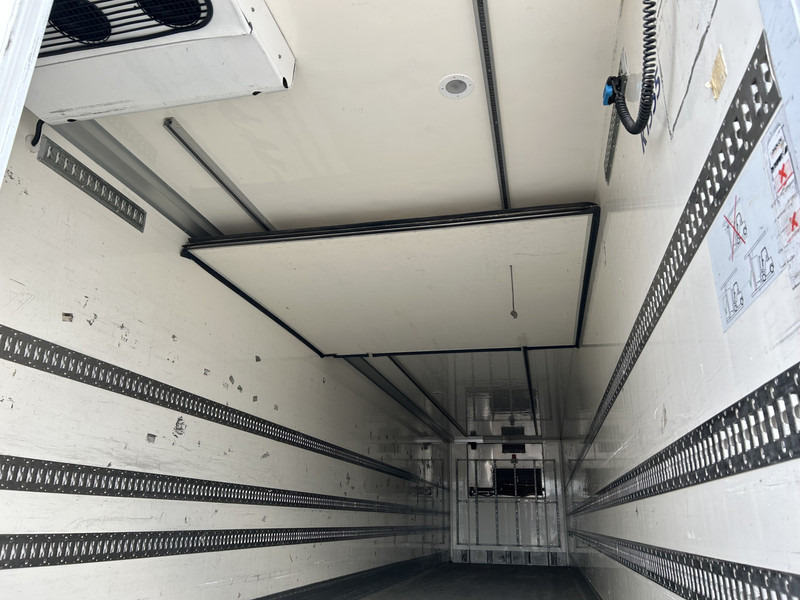 SYSTEM TRAILERS - VeDeCar / Thermo King Koeler -29 gr / Duo Temp / Laadklep 2500 kg / APK 07-26 - Semirimorchio frigorifero: foto 4 SYSTEM TRAILERS - VeDeCar / Thermo King Koeler -29 gr / Duo Temp / Laadklep 2500 kg / APK 07-26 - Semirimorchio frigorifero: foto 4