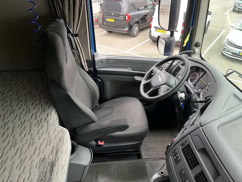 DAF XF 440 FT SC / Mega - Low Deck / 837 dkm / 2 Tanks / Stand Klima / Tacho V2 - Trattore stradale: foto 3 DAF XF 440 FT SC / Mega - Low Deck / 837 dkm / 2 Tanks / Stand Klima / Tacho V2 - Trattore stradale: foto 3