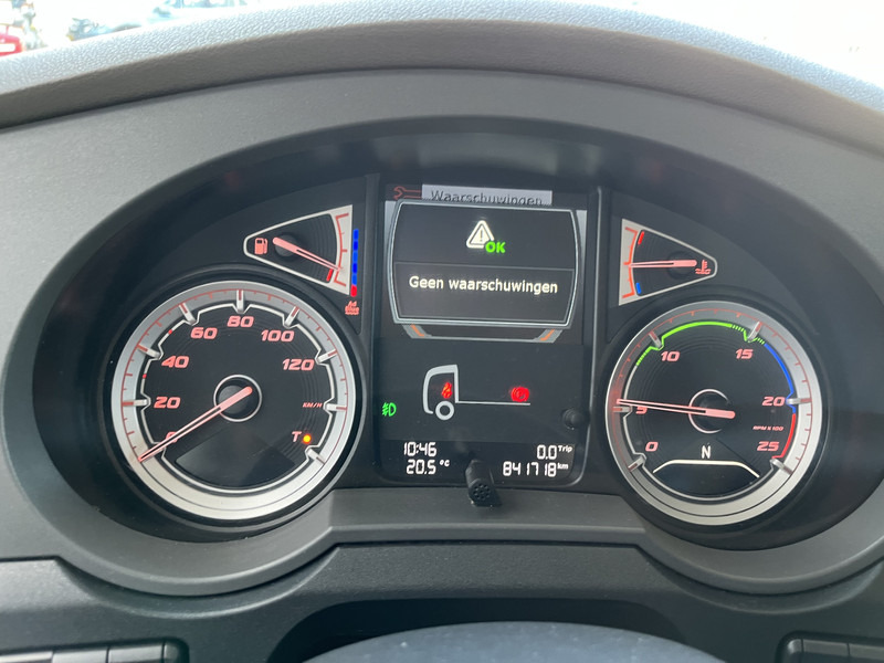 DAF XF 480 FT SSC / 841 dkm / New Tacho / 2 Tanks / Stand Airco / APK TUV 02-26 - Trattore stradale: foto 4 DAF XF 480 FT SSC / 841 dkm / New Tacho / 2 Tanks / Stand Airco / APK TUV 02-26 - Trattore stradale: foto 4