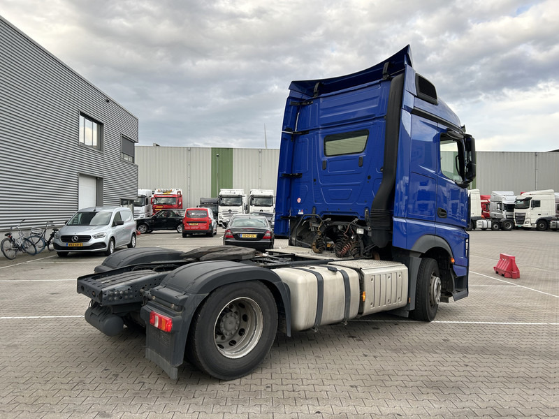 Mercedes-Benz Actros 1842 StreamSpace / 903 dkm / 2 Tanks / NL Truck - Trattore stradale: foto 2 Mercedes-Benz Actros 1842 StreamSpace / 903 dkm / 2 Tanks / NL Truck - Trattore stradale: foto 2