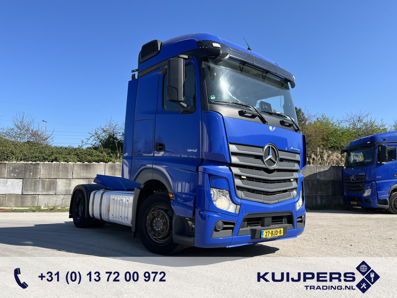 Mercedes-Benz Actros 1842 Streamspace / 890 dkm / 2 Tanks / NL Truck / 10x in stock - Trattore stradale: foto 1 Mercedes-Benz Actros 1842 Streamspace / 890 dkm / 2 Tanks / NL Truck / 10x in stock - Trattore stradale: foto 1