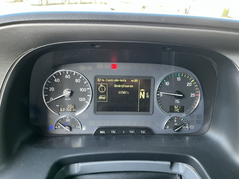 Mercedes-Benz Actros 2546 V6 / MP3 F04 Megaspace / 631 dkm / 6x2 Steer + Lift / NL Truck - Trattore stradale: foto 4 Mercedes-Benz Actros 2546 V6 / MP3 F04 Megaspace / 631 dkm / 6x2 Steer + Lift / NL Truck - Trattore stradale: foto 4