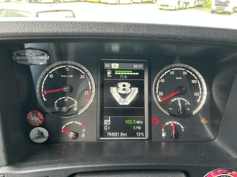 Scania R520 V8 / Showtruck / Buffl Special Interior / Vol Lucht / Retarder - Trattore stradale: foto 4 Scania R520 V8 / Showtruck / Buffl Special Interior / Vol Lucht / Retarder - Trattore stradale: foto 4