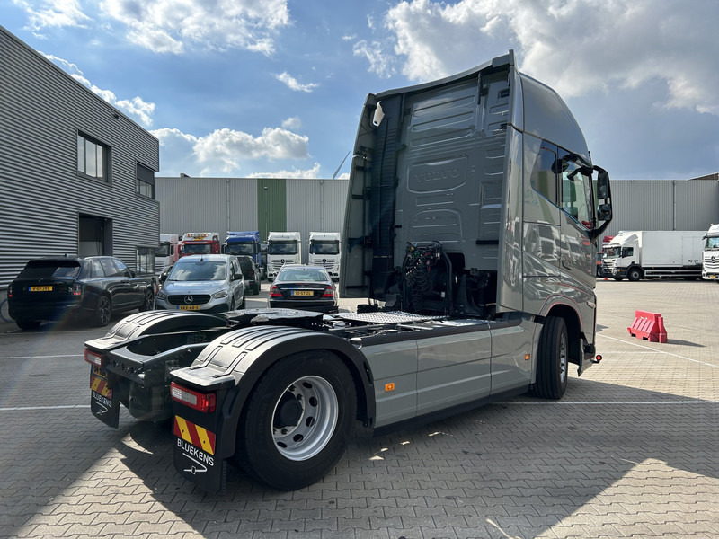 Volvo FH 500 Globetrotter XL / VEB+ / 2 Tanks / APK TUV 07-26 - Trattore stradale: foto 2 Volvo FH 500 Globetrotter XL / VEB+ / 2 Tanks / APK TUV 07-26 - Trattore stradale: foto 2
