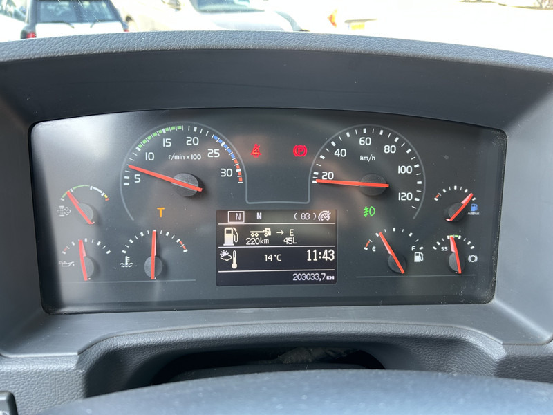 Volvo FL 210 / 12 Ton / 203 dkm / Wrapped / Box / Laadklep / APK 01-26 - Autocarro furgonato: foto 4 Volvo FL 210 / 12 Ton / 203 dkm / Wrapped / Box / Laadklep / APK 01-26 - Autocarro furgonato: foto 4
