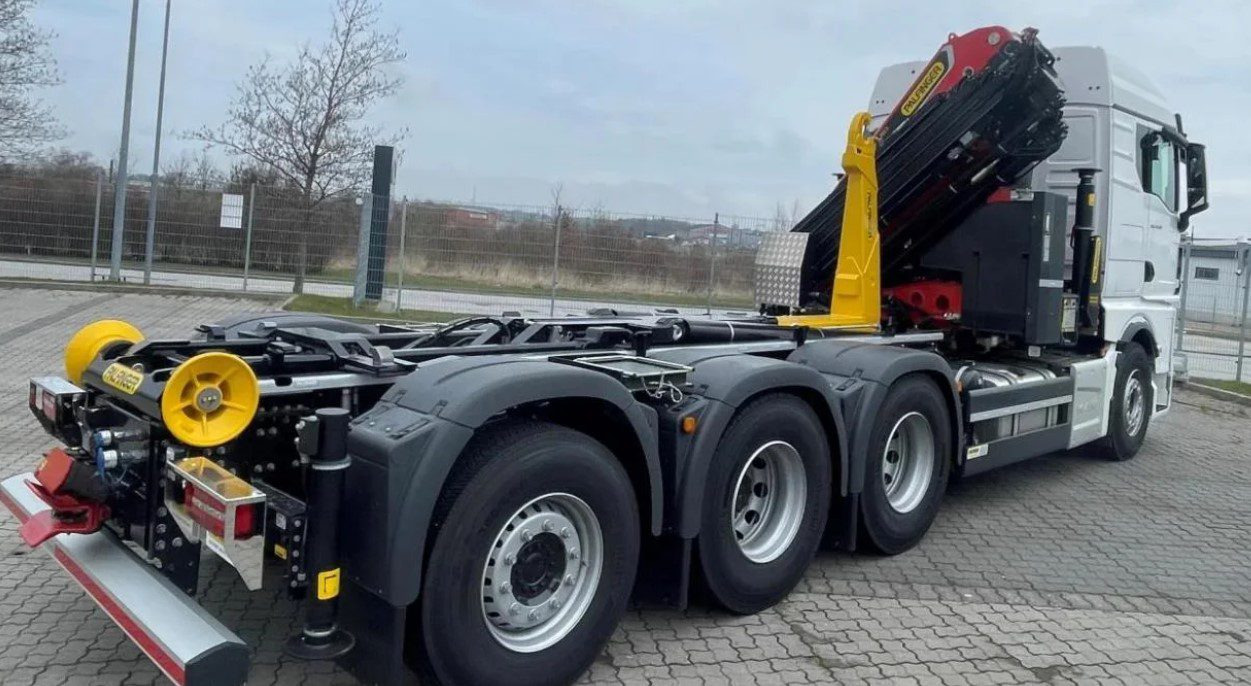 MAN TGS 35.510 8×4 Tridem kranväxlare Palfinger - Autocarro scarrabile, Camion con gru: foto 4 MAN TGS 35.510 8×4 Tridem kranväxlare Palfinger - Autocarro scarrabile, Camion con gru: foto 4