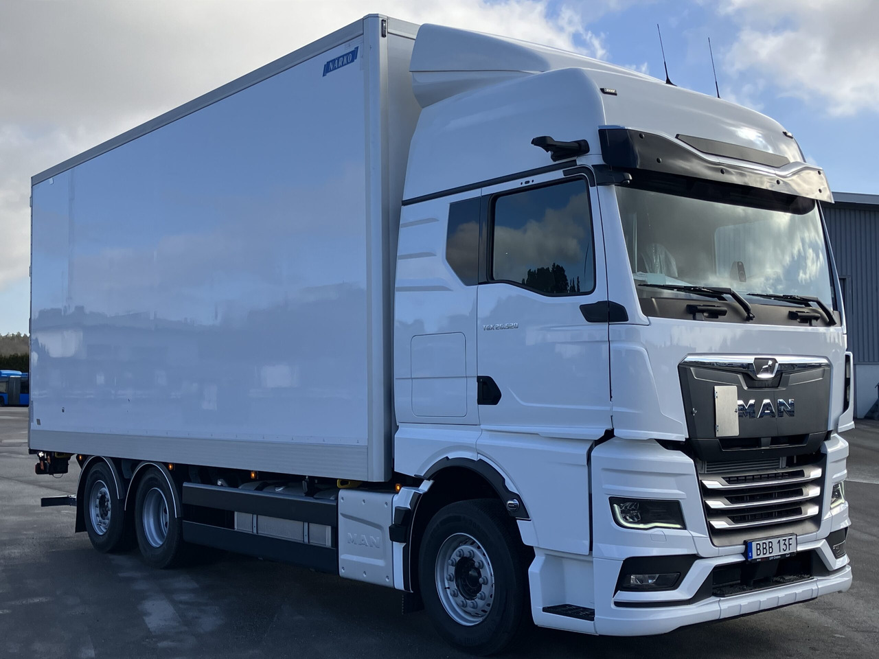 MAN TGX 26.520 6×2-4 fjärrbil Närko - Autocarro furgonato: foto 2 MAN TGX 26.520 6×2-4 fjärrbil Närko - Autocarro furgonato: foto 2