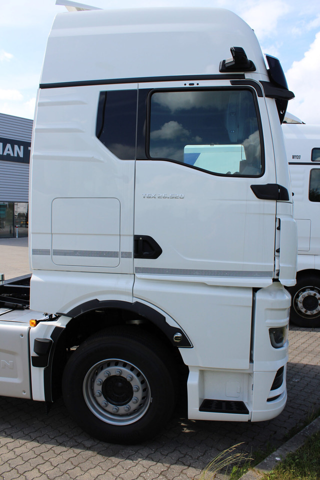 Växelflak MAN TGX 26.520 6X2-4 LL - Autocarro portacontainer/ Caisse interchangeable: foto 5 Växelflak MAN TGX 26.520 6X2-4 LL - Autocarro portacontainer/ Caisse interchangeable: foto 5