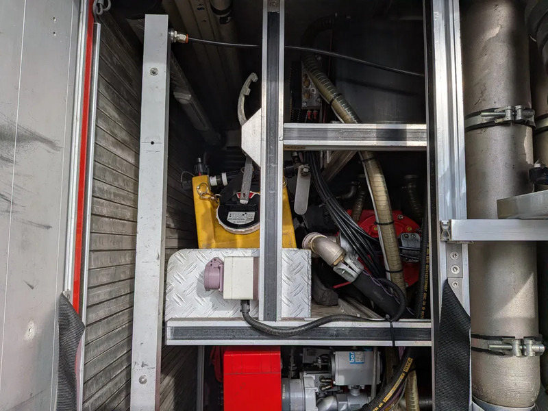 Mercedes-Benz - Autopompa: foto 4 Mercedes-Benz - Autopompa: foto 4