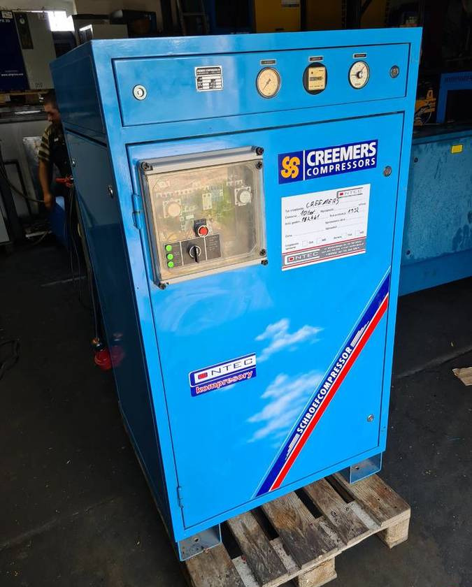 Kompresor śrubowy CREEMERS 18,5 kw - Compressore d'aria: foto 1 Kompresor śrubowy CREEMERS 18,5 kw - Compressore d'aria: foto 1
