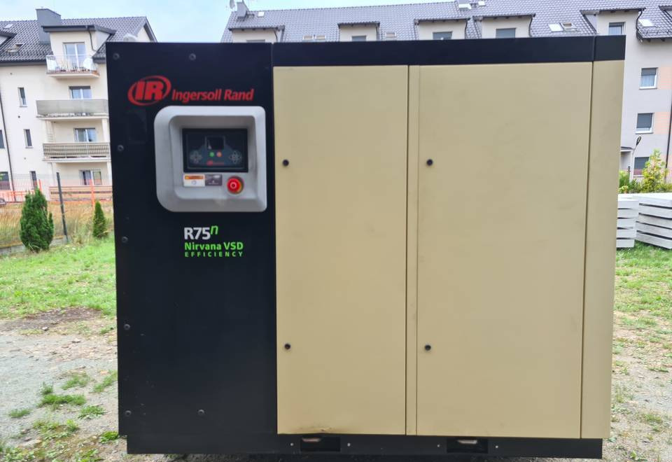 Kompresor śrubowy INGERSOLL RAND NIRVANA R75N - Compressore d'aria: foto 2 Kompresor śrubowy INGERSOLL RAND NIRVANA R75N - Compressore d'aria: foto 2