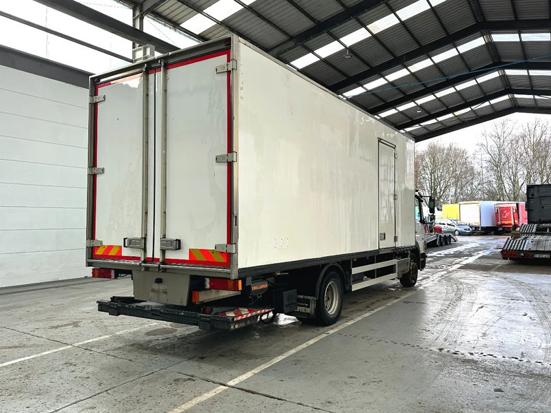 Mercedes-Benz Atego 1224 THERMOKING T 1200 R SPECTRUM / MULTITEMPERATUUR - Autocarro frigorifero: foto 5 Mercedes-Benz Atego 1224 THERMOKING T 1200 R SPECTRUM / MULTITEMPERATUUR - Autocarro frigorifero: foto 5