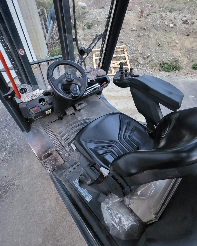 Used Forklift FENWICK LINDE H25D - Carrello elevatore: foto 4 Used Forklift FENWICK LINDE H25D - Carrello elevatore: foto 4