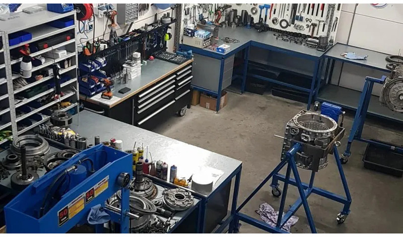 Volvo Versnellingsbak PT1562 oem 22648 - Cambio per Dumper articolato: foto 4 Volvo Versnellingsbak PT1562 oem 22648 - Cambio per Dumper articolato: foto 4