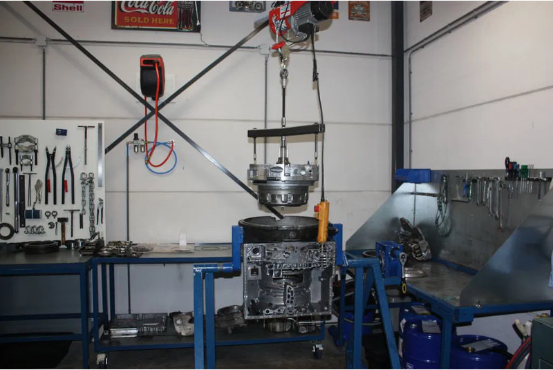 ZF 5HP502C, 5HP592C, 5HP602C, 5HP504C, 5HP594C, 5HP604C - Cambio: foto 2 ZF 5HP502C, 5HP592C, 5HP602C, 5HP504C, 5HP594C, 5HP604C - Cambio: foto 2