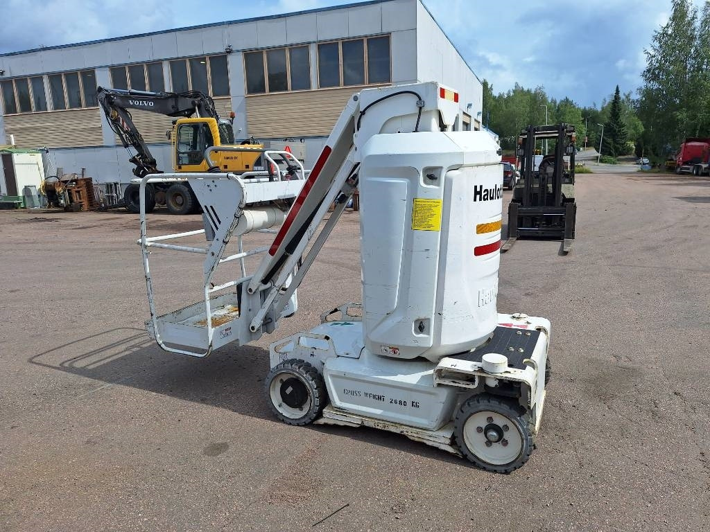Haulotte Star 10 uudet akut !! - Elevatore verticale: foto 1 Haulotte Star 10 uudet akut !! - Elevatore verticale: foto 1