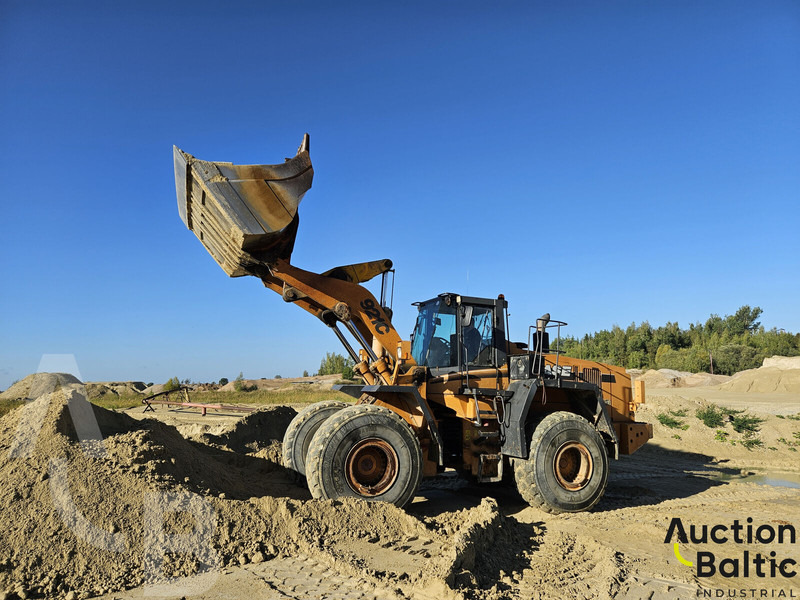 Case 921C/2 - Pala gommata: foto 1 Case 921C/2 - Pala gommata: foto 1