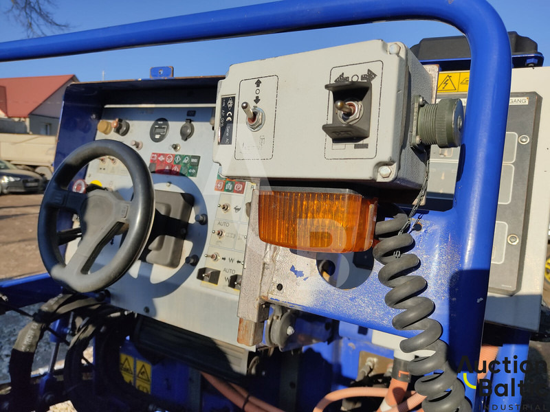 Finitrice Caterpillar AP 255 E: foto 7