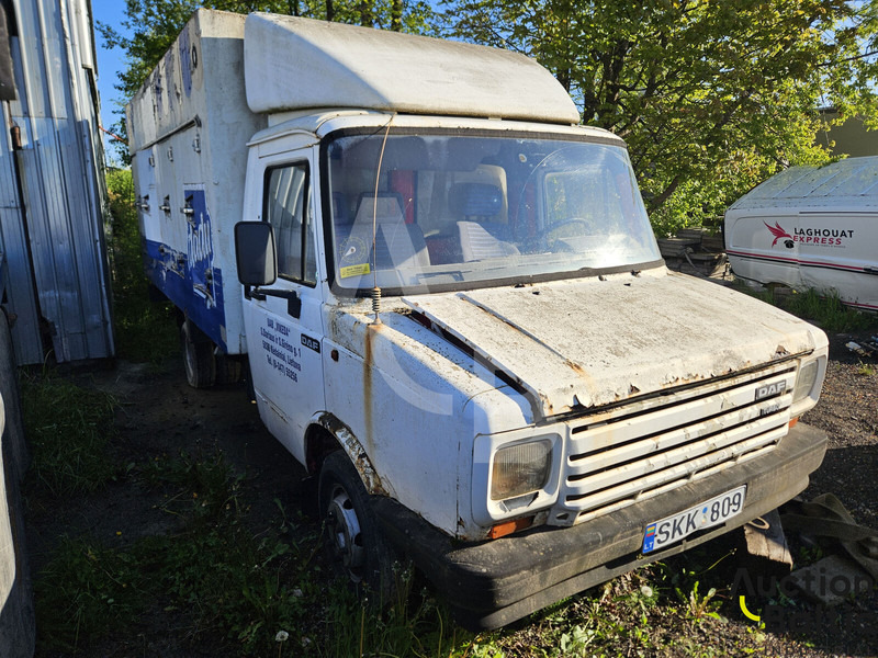 DAF V 400 - Furgone box: foto 1 DAF V 400 - Furgone box: foto 1