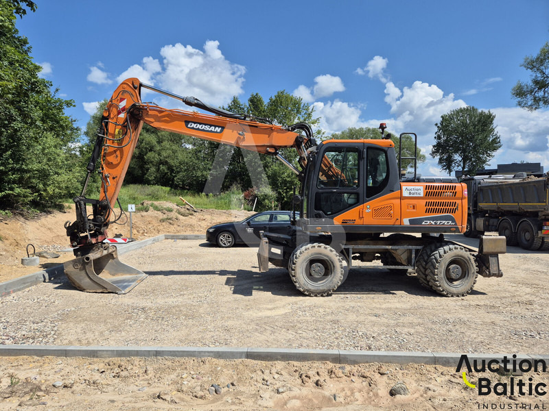 Doosan DX 170 W-5 - Escavatore gommato: foto 2 Doosan DX 170 W-5 - Escavatore gommato: foto 2