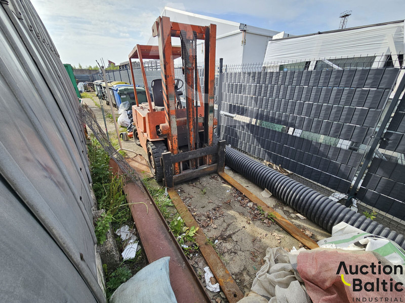 FORKLIFT - Carrello elevatore: foto 2 FORKLIFT - Carrello elevatore: foto 2