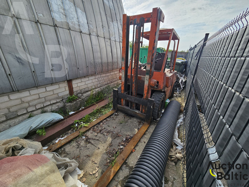 FORKLIFT - Carrello elevatore: foto 1 FORKLIFT - Carrello elevatore: foto 1