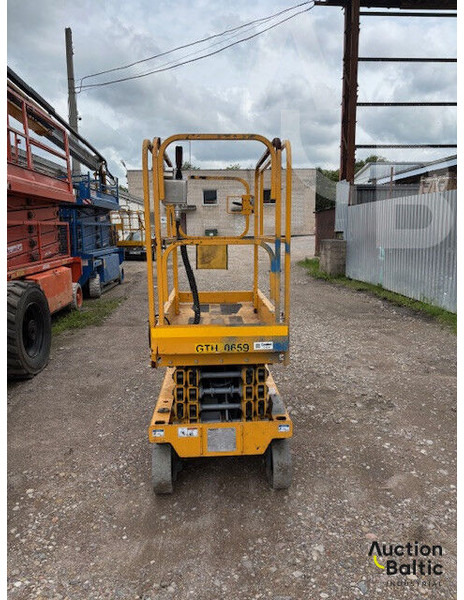 Haulotte Optimum 8AC - Piattaforma a pantografo: foto 4 Haulotte Optimum 8AC - Piattaforma a pantografo: foto 4