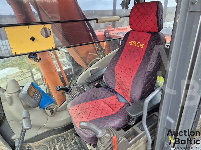 Hitachi ZX 210 LC-3 - Escavatore cingolato: foto 5 Hitachi ZX 210 LC-3 - Escavatore cingolato: foto 5