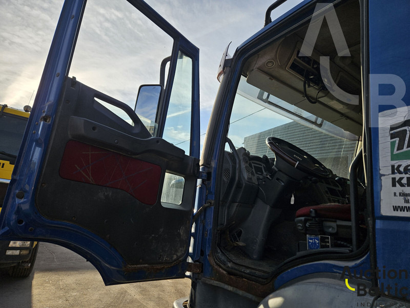 Iveco 260E44 - Autocarro ribaltabile: foto 5 Iveco 260E44 - Autocarro ribaltabile: foto 5