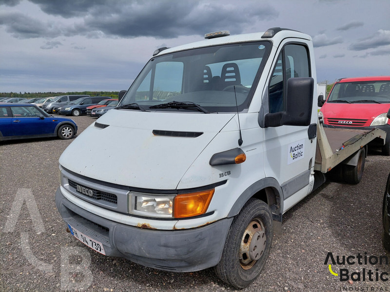 Iveco 35C 13 - Carro attrezzi: foto 1 Iveco 35C 13 - Carro attrezzi: foto 1
