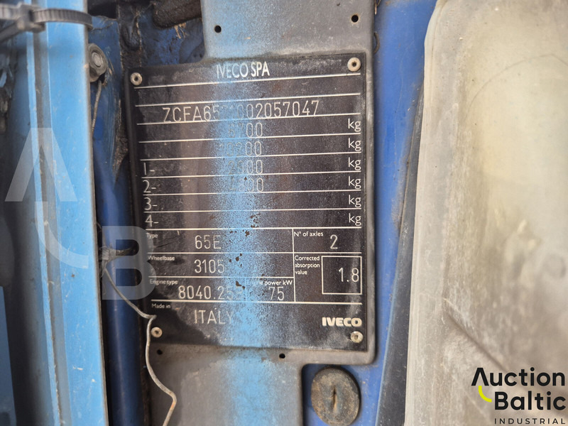 Camion centinato Iveco 65E10: foto 17 Camion centinato Iveco 65E10: foto 17