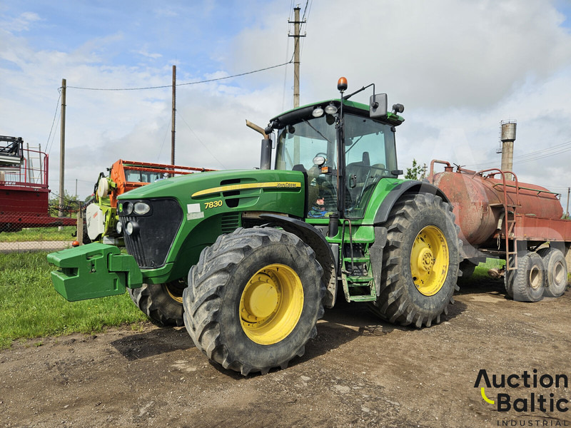 John Deere 7830 - Trattore: foto 1 John Deere 7830 - Trattore: foto 1