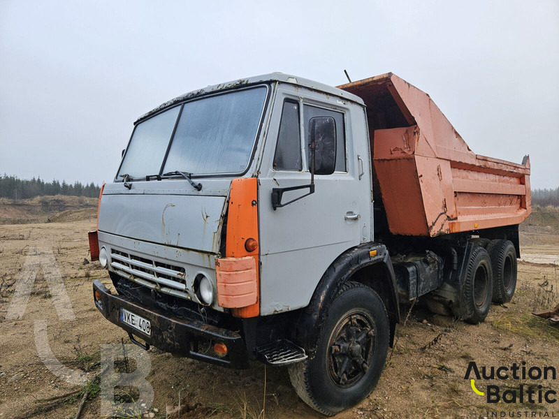 Kamaz 55111 - Autocarro ribaltabile: foto 1 Kamaz 55111 - Autocarro ribaltabile: foto 1