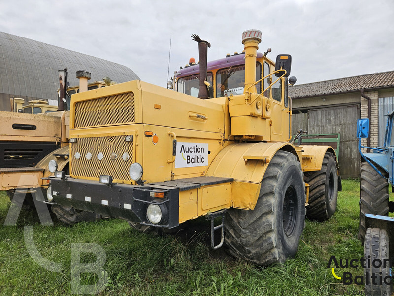 Kirovec K-701 - Trattore: foto 1 Kirovec K-701 - Trattore: foto 1