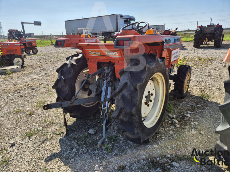 Kubota L1-205D - Trattore: foto 3 Kubota L1-205D - Trattore: foto 3