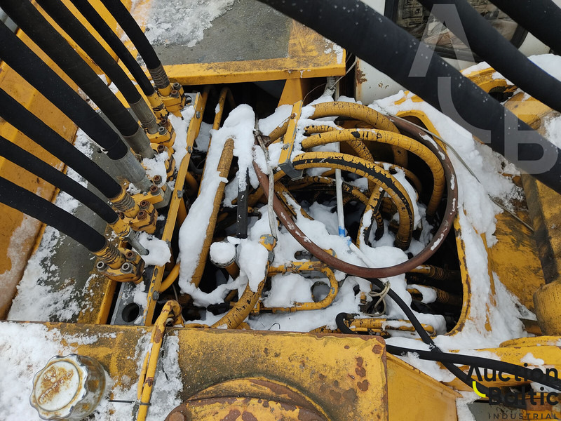 Escavatore gommato Liebherr 902 Litronic: foto 13