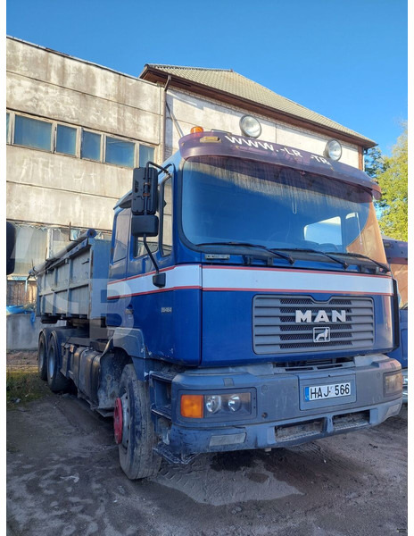 MAN 26.464 - Autocarro ribaltabile: foto 2 MAN 26.464 - Autocarro ribaltabile: foto 2