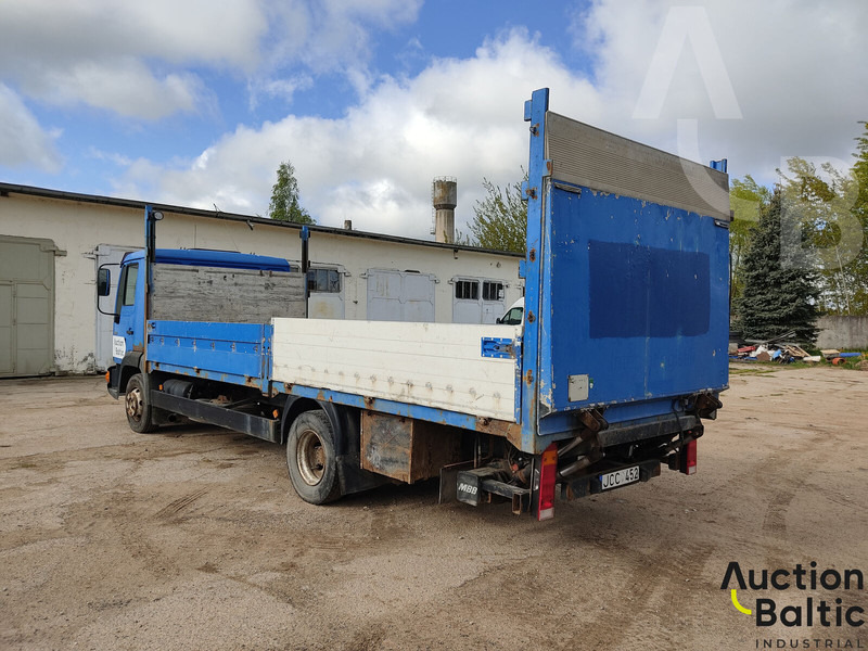 MAN L2000 - Autocarro con pianale/ Cassone fisso: foto 4 MAN L2000 - Autocarro con pianale/ Cassone fisso: foto 4