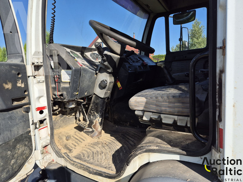 MAN L87PP18K10C - Autocarro trasporto automezzi, Camion con gru: foto 5 MAN L87PP18K10C - Autocarro trasporto automezzi, Camion con gru: foto 5