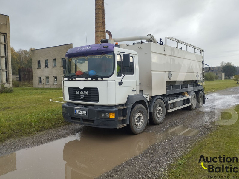 MAN T 46 - Autospurgo: foto 1 MAN T 46 - Autospurgo: foto 1