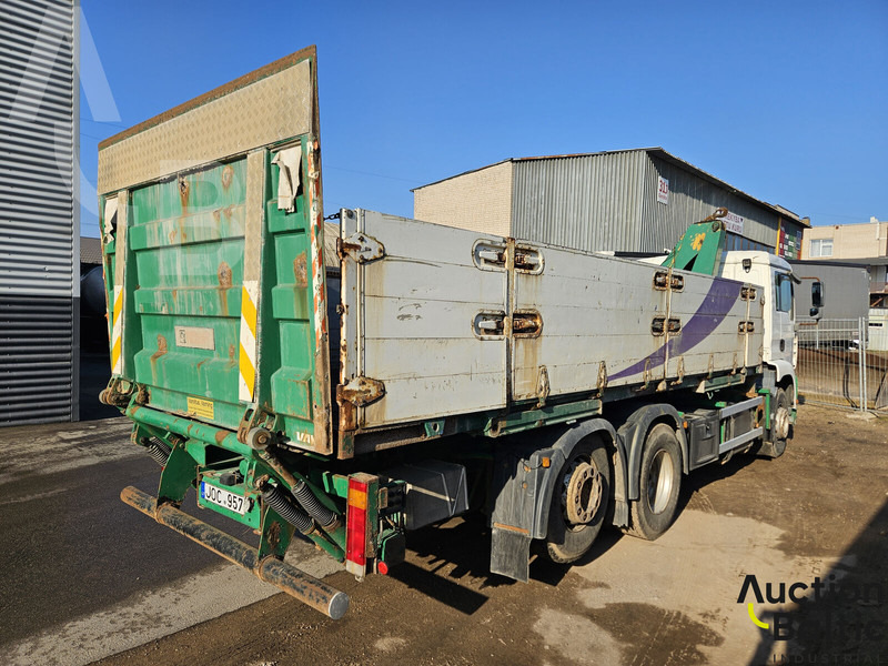 MAN TGA26.310 - Autocarro con pianale/ Cassone fisso, Camion con gru: foto 3 MAN TGA26.310 - Autocarro con pianale/ Cassone fisso, Camion con gru: foto 3