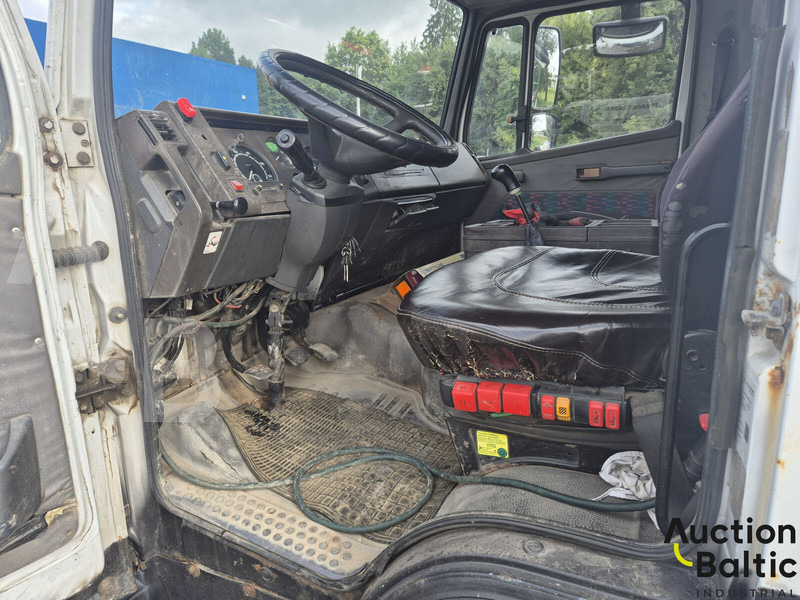 Mercedes-Benz 1117 - Autocarro con pianale/ Cassone fisso: foto 5 Mercedes-Benz 1117 - Autocarro con pianale/ Cassone fisso: foto 5