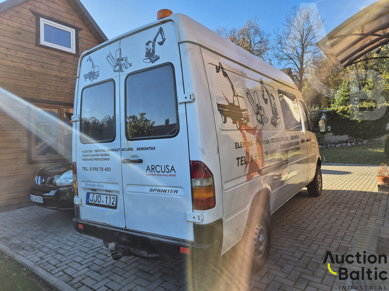 Mercedes-Benz 300-serie 312 D - Furgone chiuso: foto 4 Mercedes-Benz 300-serie 312 D - Furgone chiuso: foto 4