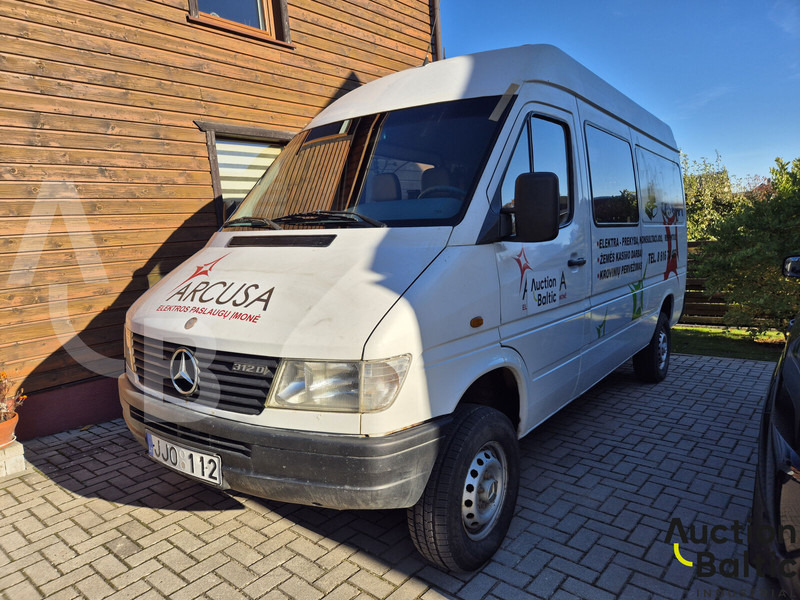 Mercedes-Benz 300-serie 312 D - Furgone chiuso: foto 1 Mercedes-Benz 300-serie 312 D - Furgone chiuso: foto 1