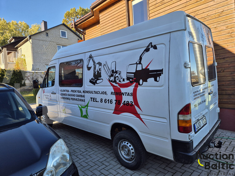 Mercedes-Benz 300-serie 312 D - Furgone chiuso: foto 3 Mercedes-Benz 300-serie 312 D - Furgone chiuso: foto 3