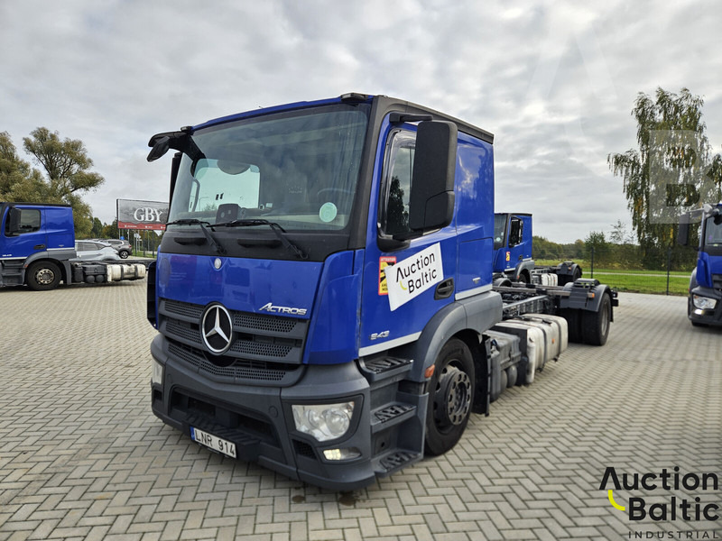 Mercedes-Benz Actros 1843 - Autocarro telaio: foto 2 Mercedes-Benz Actros 1843 - Autocarro telaio: foto 2