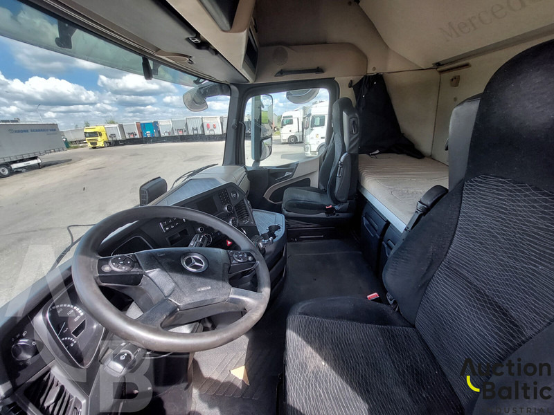 Camion centinato Mercedes-Benz Actros: foto 6
