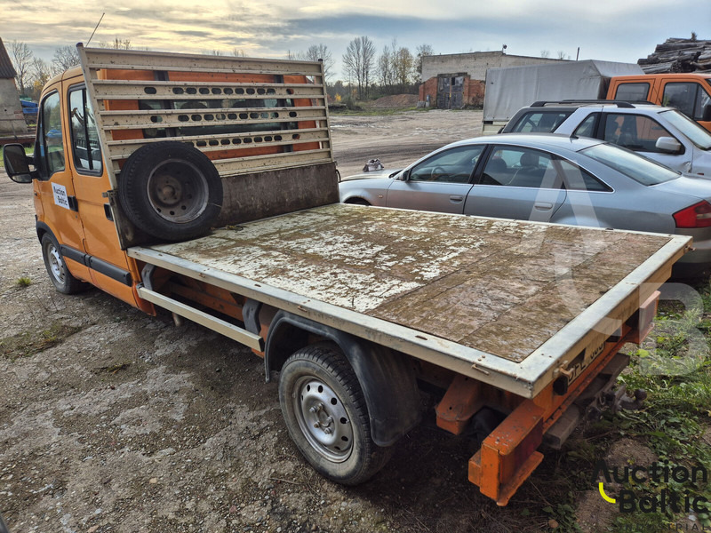 Renault Master - Autocarro con pianale/ Cassone fisso: foto 4 Renault Master - Autocarro con pianale/ Cassone fisso: foto 4