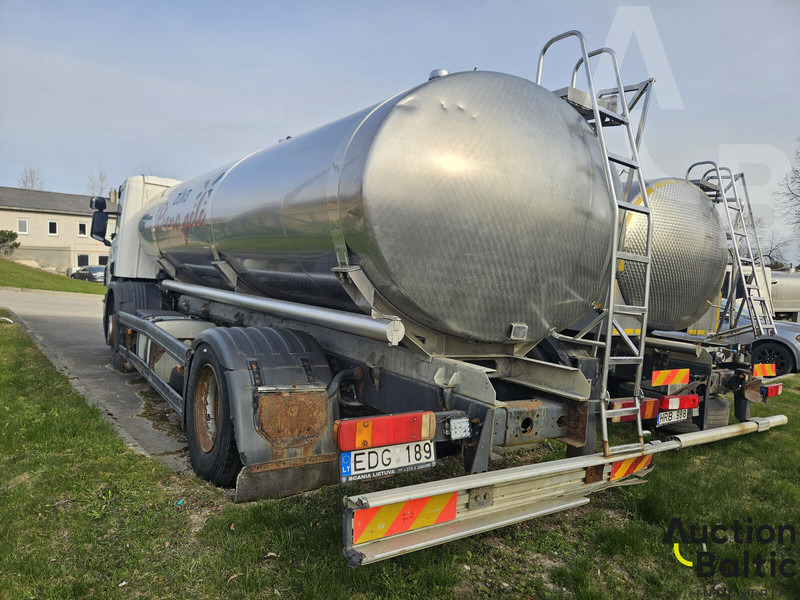Scania P 230 - Camion cisterna: foto 3 Scania P 230 - Camion cisterna: foto 3