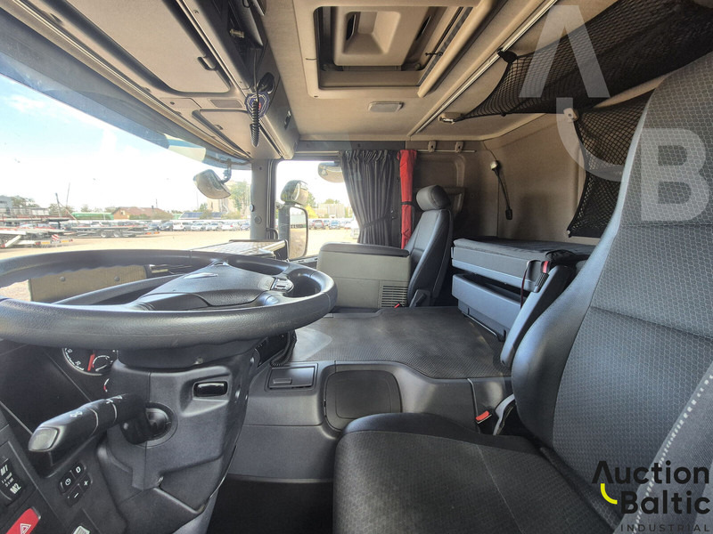 Scania P 450 - Autocarro trasporto automezzi: foto 5 Scania P 450 - Autocarro trasporto automezzi: foto 5